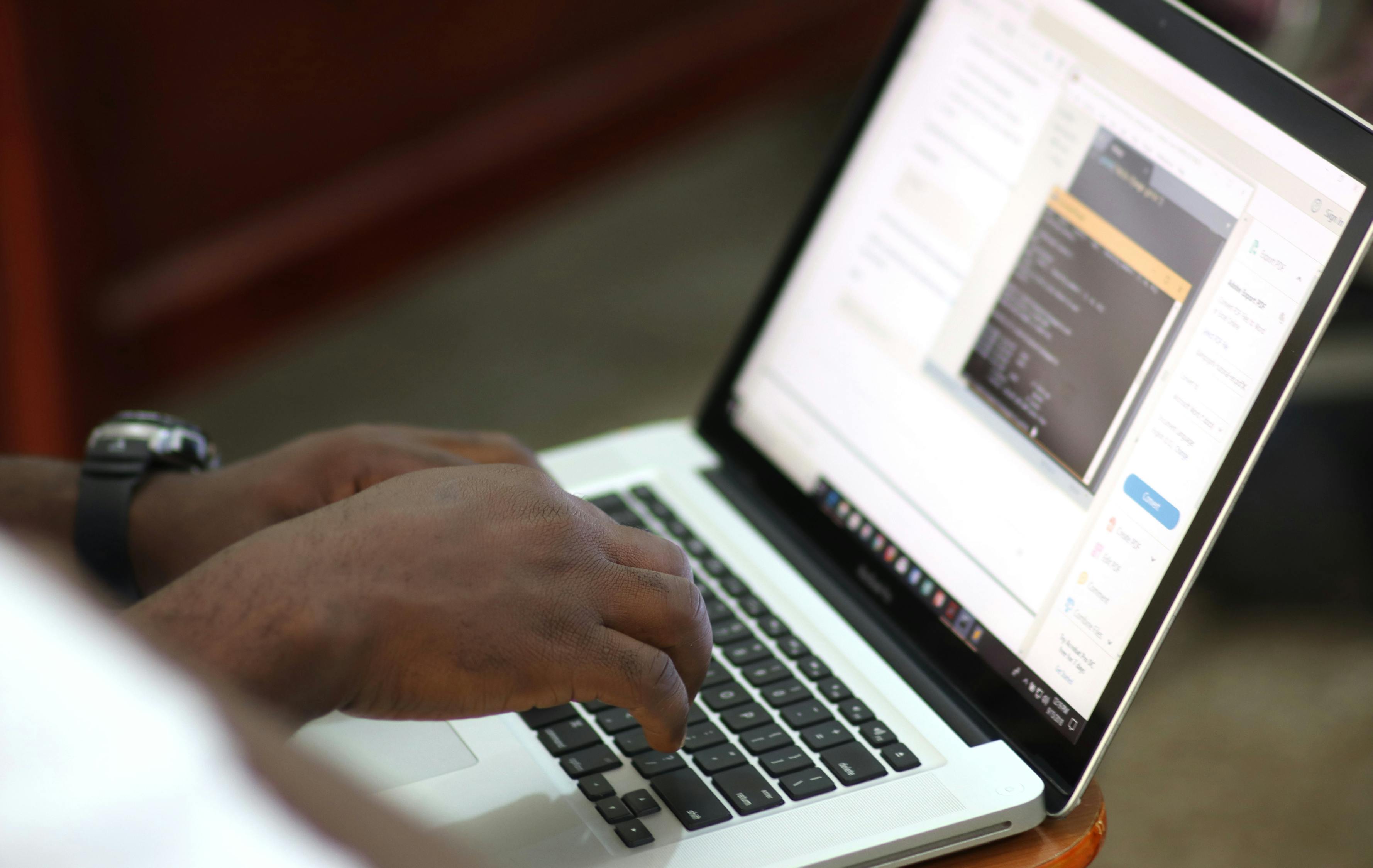 急招噴鋅工，職位火速開(kāi)放！