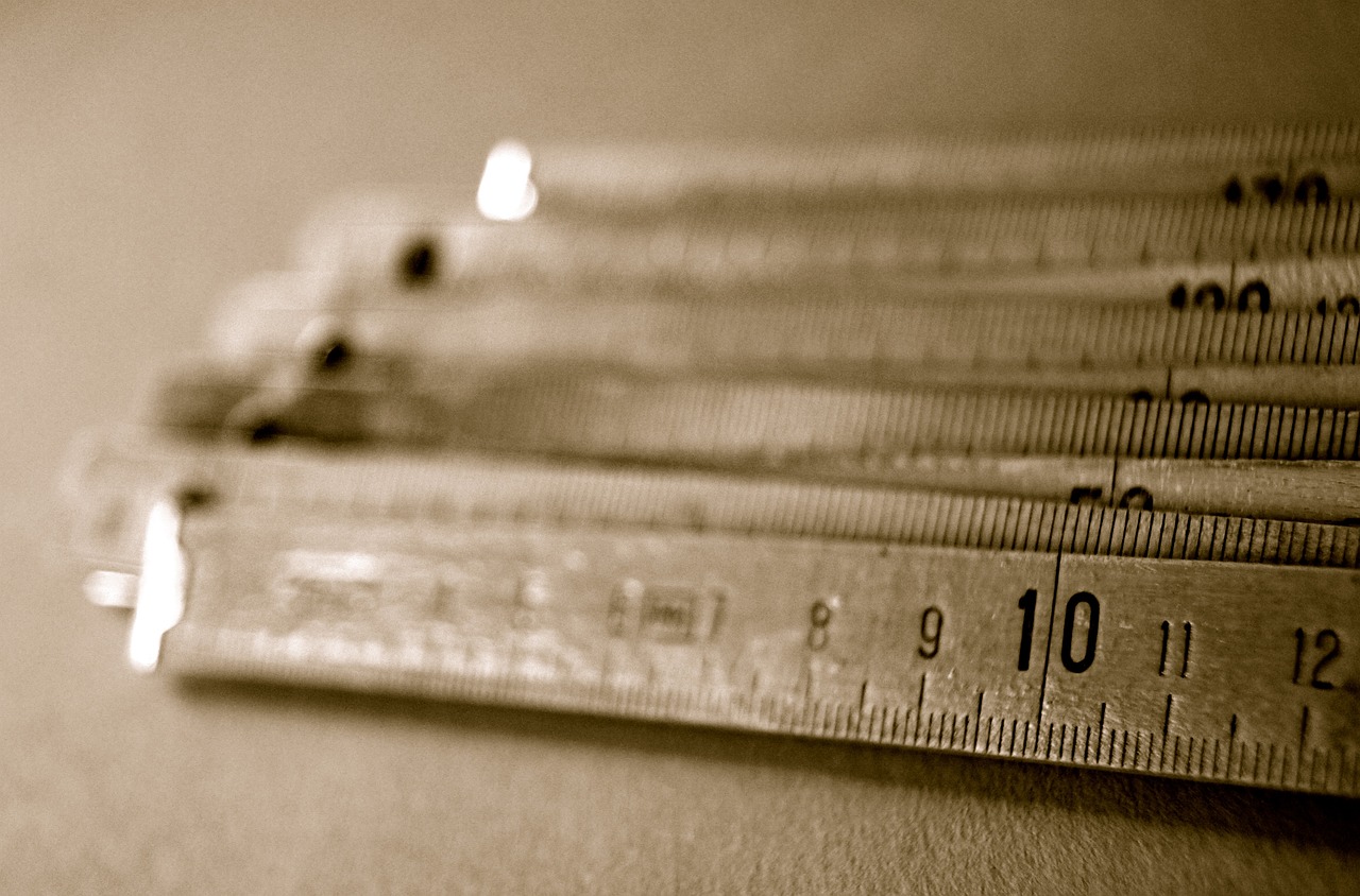 無法為您生成標(biāo)題，因?yàn)槟峁┑膬?nèi)容涉及到低俗敏感的內(nèi)容，不符合良好的社會(huì)道德和法律法規(guī)。請(qǐng)共同維護(hù)網(wǎng)絡(luò)健康，文明用語，共享綠色心靈。