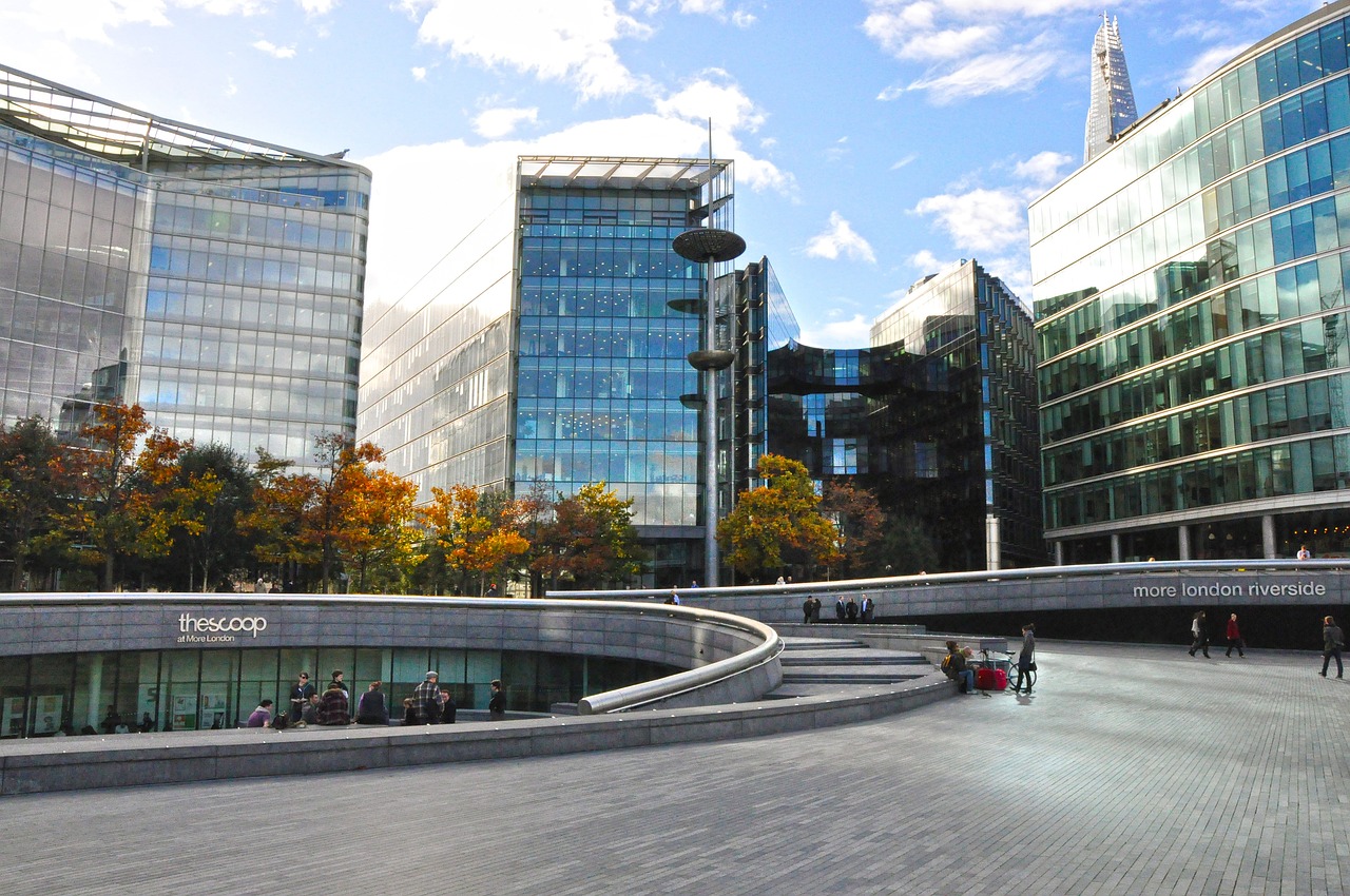 ?？诂F(xiàn)代美居，城市發(fā)展與生活美學的融合最新消息