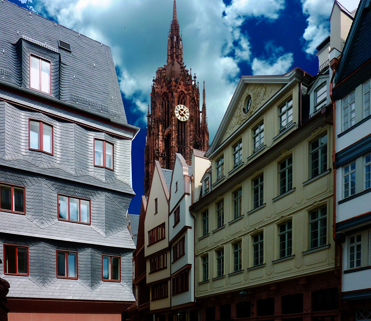 上海市城隍廟動(dòng)遷，歷史與現(xiàn)代的交融與挑戰(zhàn)