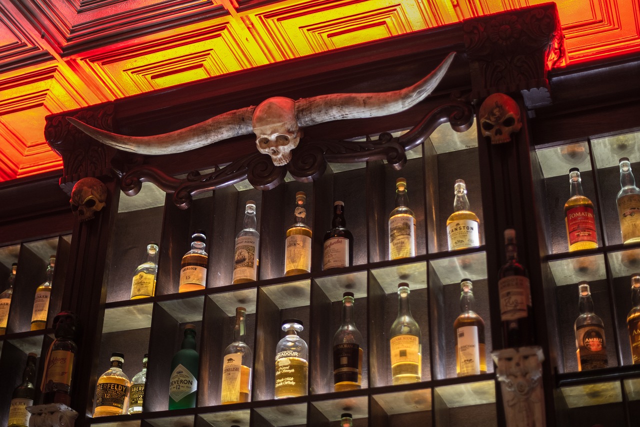 最新地攤貨產(chǎn)品圖片展示，揭示當(dāng)下小商品流行趨勢與時尚魅力